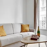 520 Debarcadere - Lovely 17th * باريس
